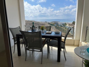 Paphos beachfront - spacious 3 bed apt with amazing sea views